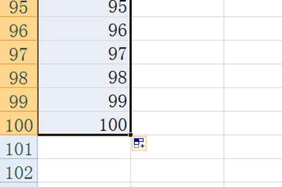 Excel怎么拉出1至100 一填一拖就搞定