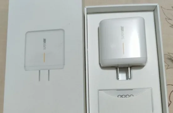 oppo65w原装充电器怎么辨别真假-应用教程