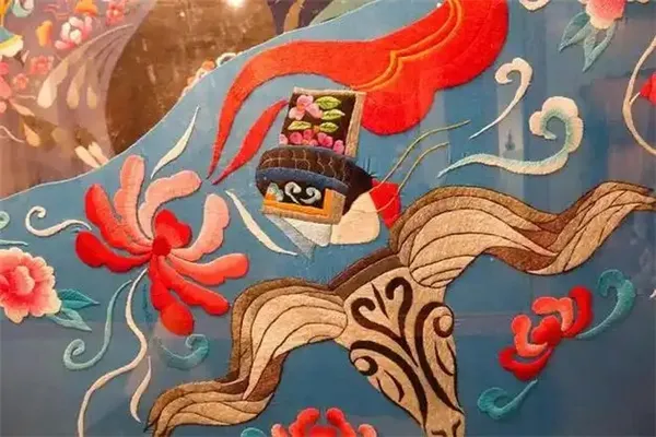 蚂蚁新村1月21日答案2025-云朵之上绣出五彩霓裳是哪种非遗技艺